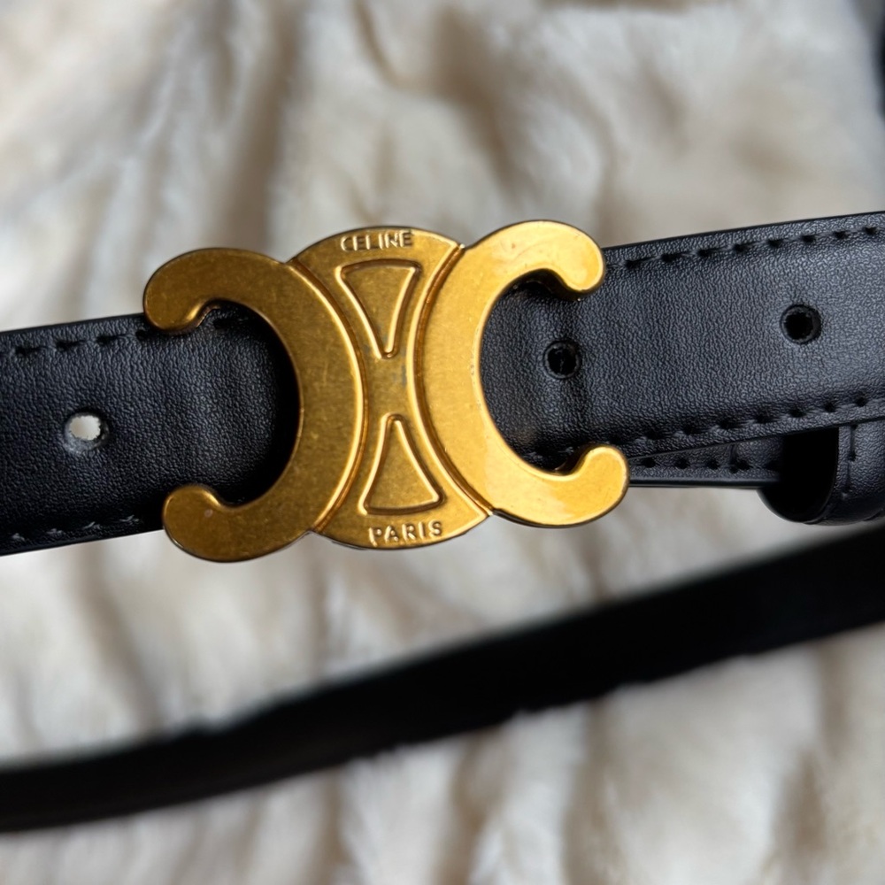 Fashion belt - looks similar to Celine Triomphe black medium belt